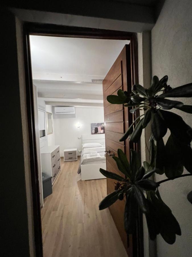 Villa Paonessa Lido Di Fondi Eksteriør bilde
