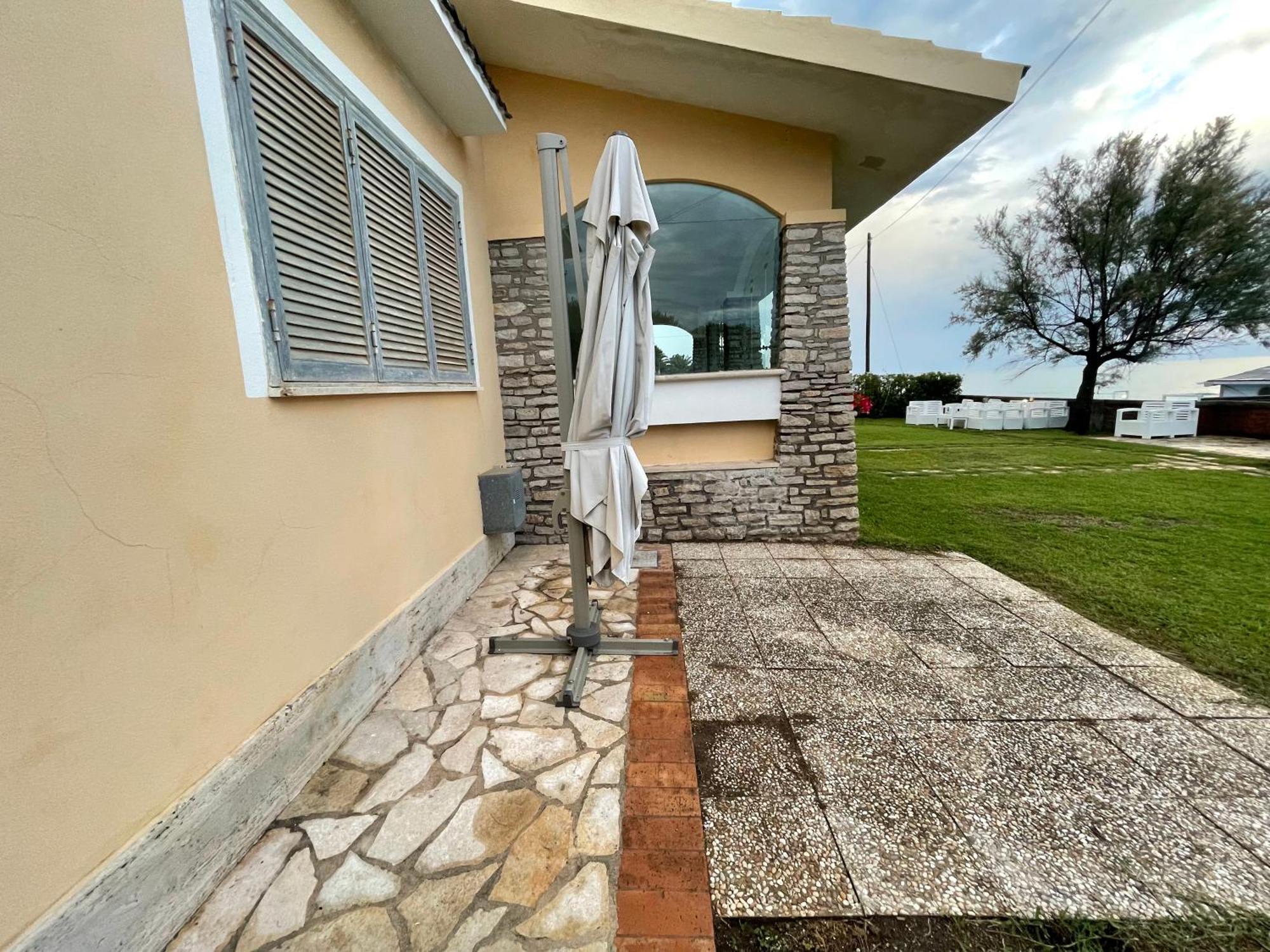 Villa Paonessa Lido Di Fondi Rom bilde